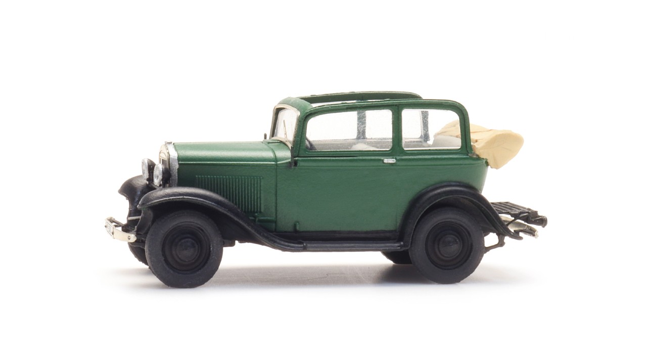 Opel 1.2l kap omlaag, groen