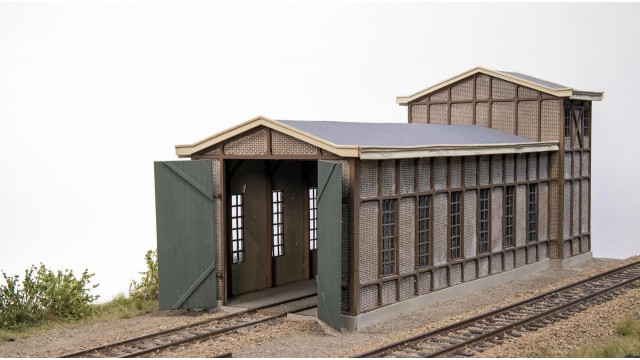 Locomotievenloods met waterbezorging