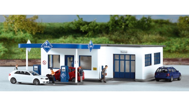 ARAL Gasoline Station